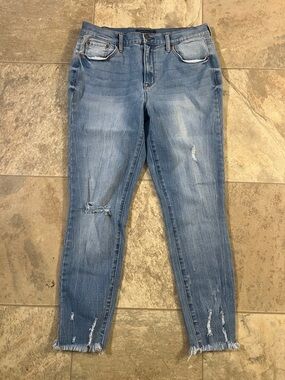 Aeropostale Light Blue Distressed Ankle Crop Jeans